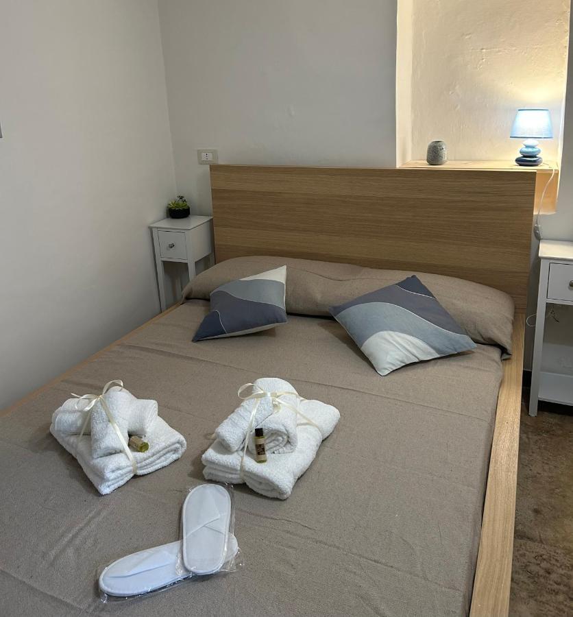 Dimora Grimaldi Bed & Breakfast Остуни Екстериор снимка