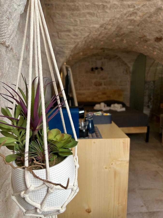 Dimora Grimaldi Bed & Breakfast Остуни Екстериор снимка